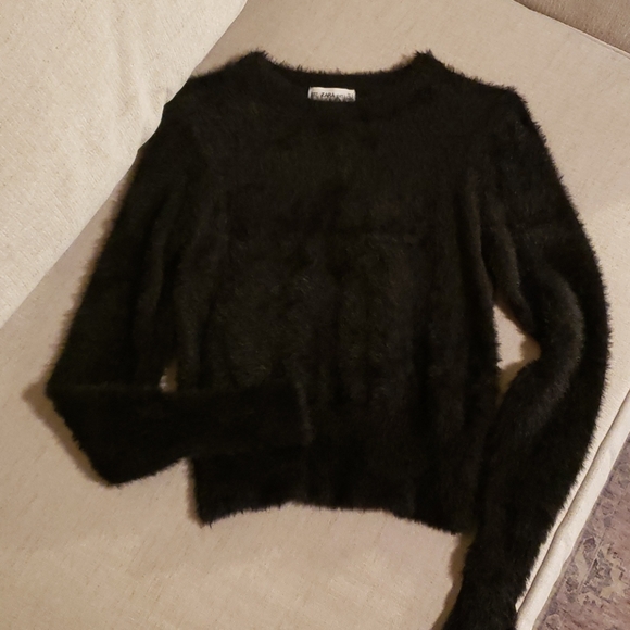 Zara Fuzzy Knit Sweater - Picture 3 of 5
